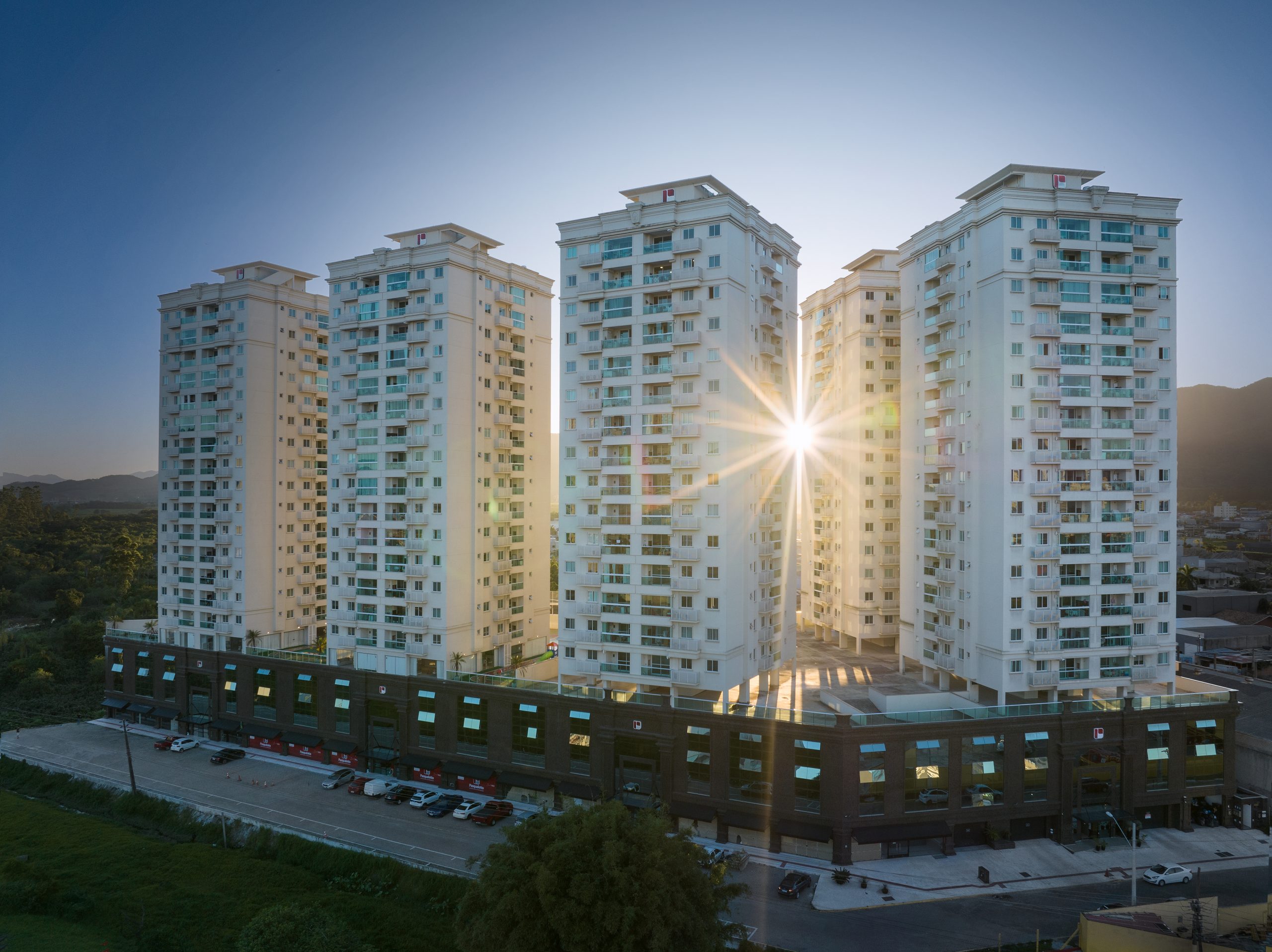 Ps. 0027 Apartamentos no Gren PARK Balneario Camboriu SC.